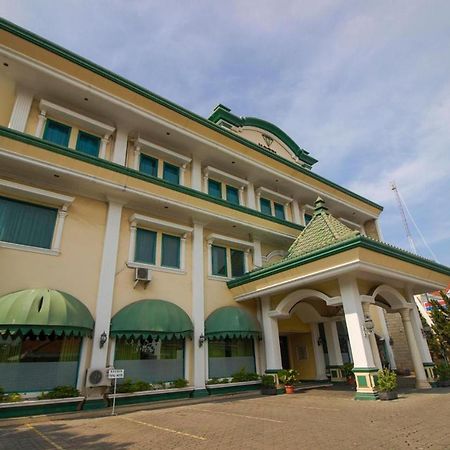 Permata Hijau Hotell Cirebon Eksteriør bilde