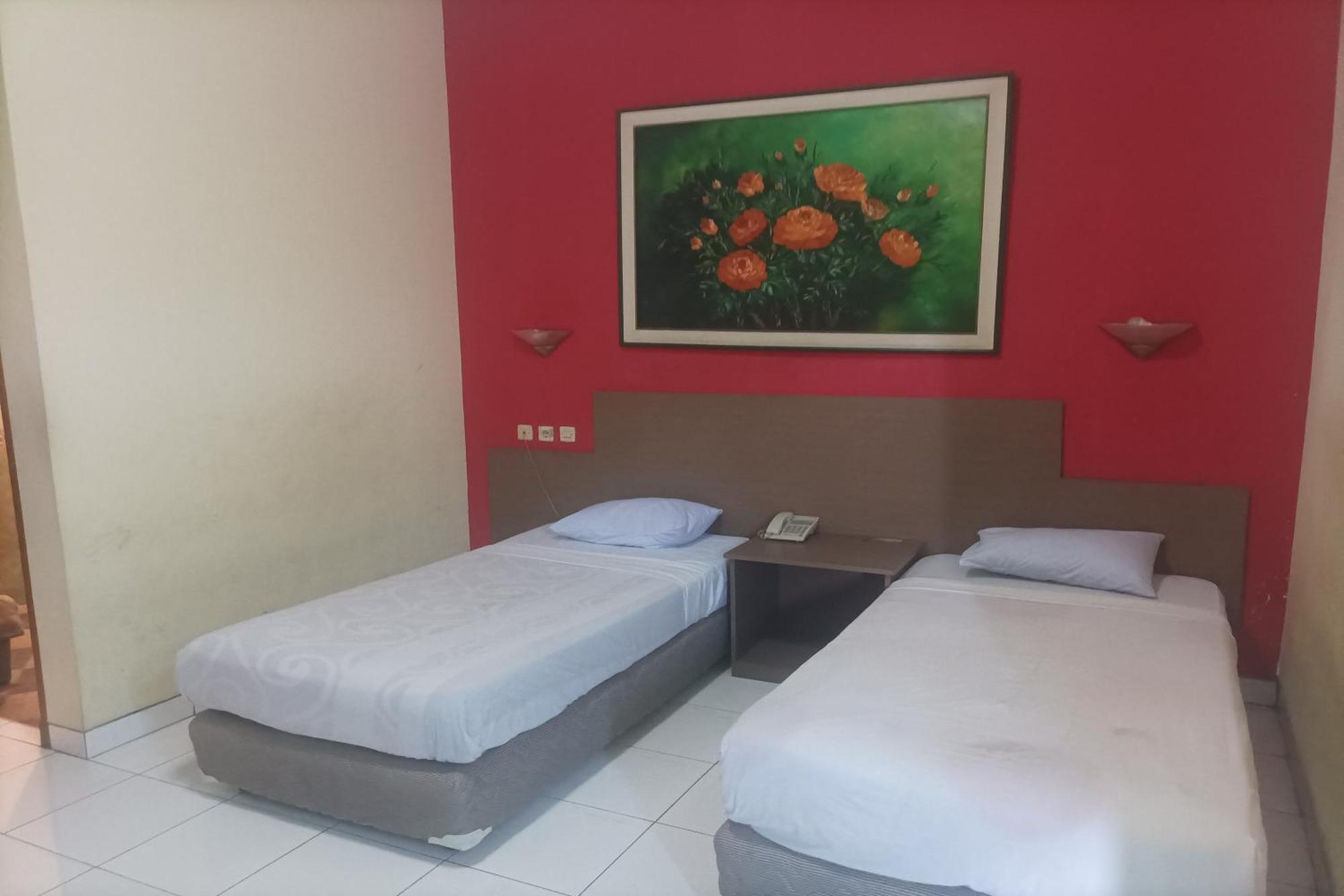 Permata Hijau Hotell Cirebon Eksteriør bilde