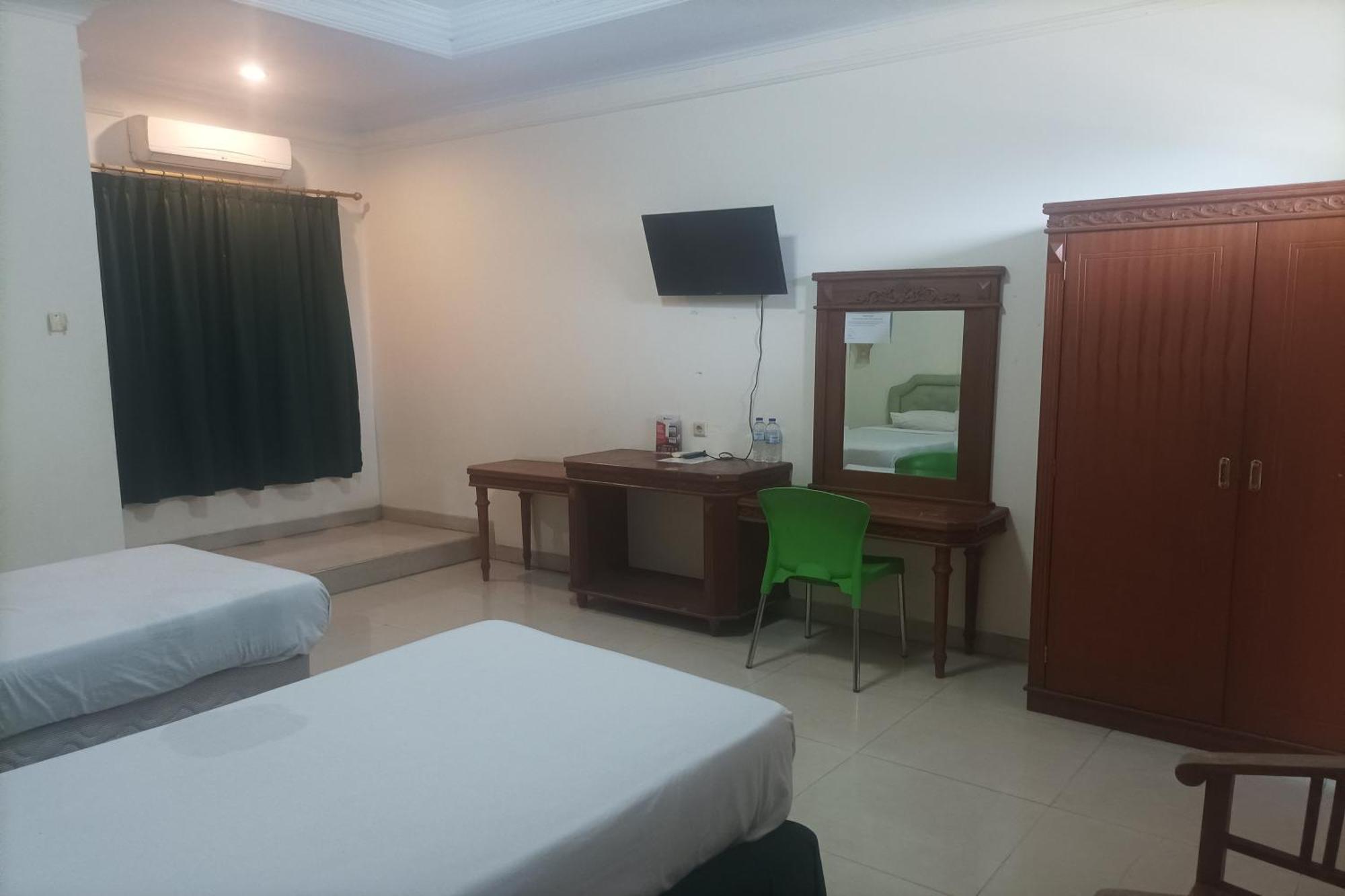 Permata Hijau Hotell Cirebon Eksteriør bilde