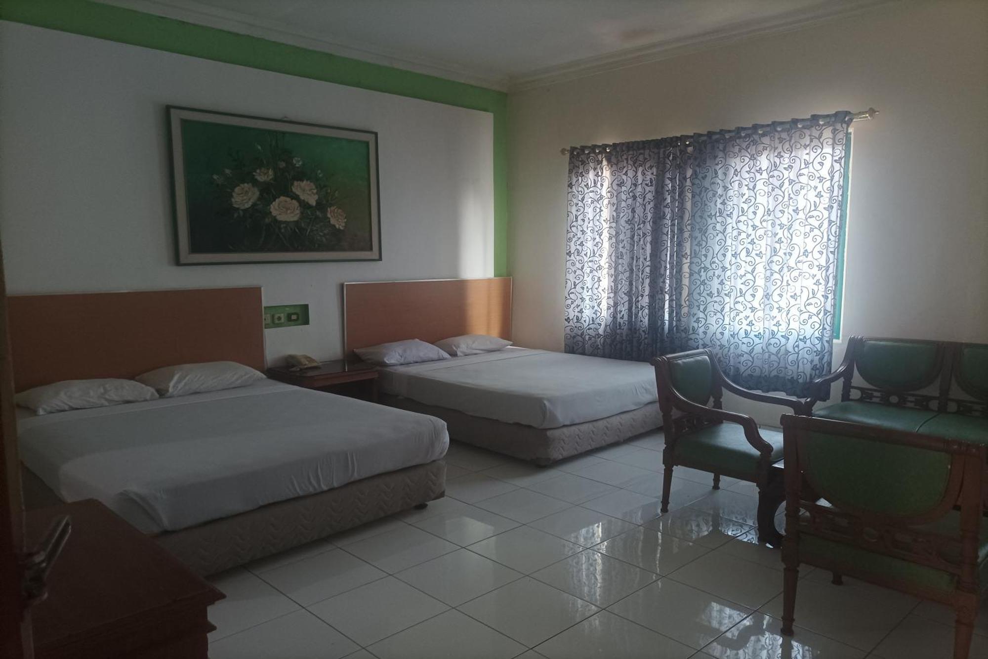 Permata Hijau Hotell Cirebon Eksteriør bilde